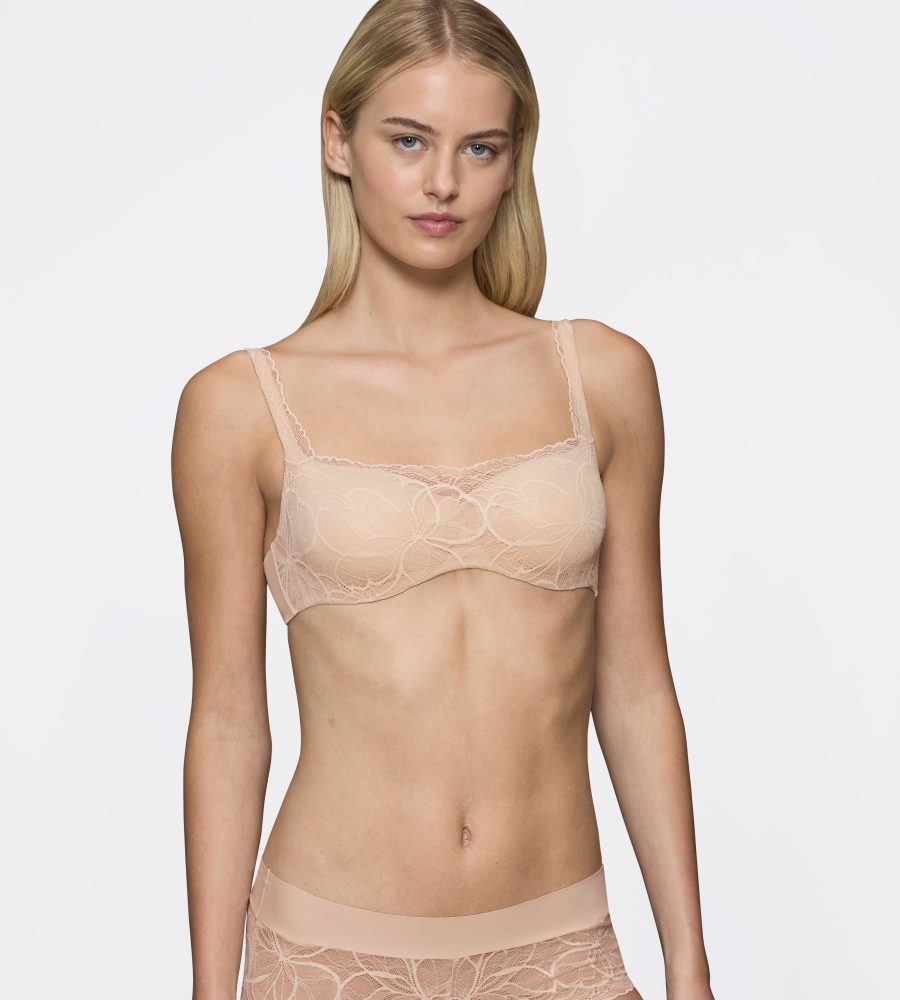 Triumph Bügel-BH »Body Make-Up Illusion Lace Balconette«, Stretch-Spitze