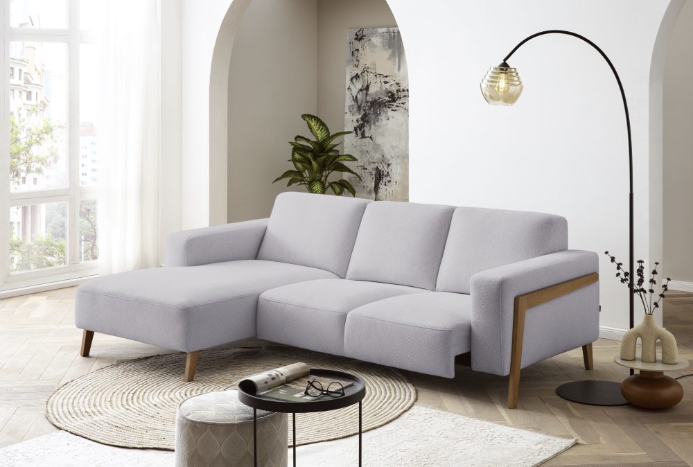 exxpo - sofa fashion Ecksofa »Starr Scandic Design, tolle Verarbeitung, bequem, Sichtholz am Armteil«, L-Form, wahlw. elektrische Sitztiefenverstellung, Massivholzfüsse