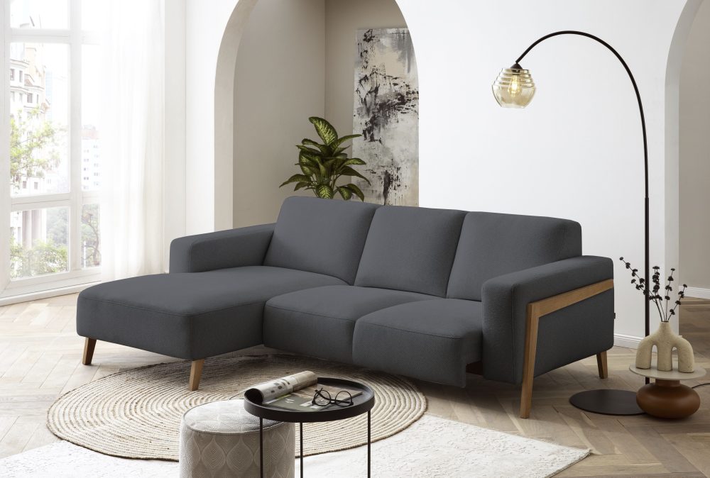 exxpo - sofa fashion Ecksofa »Starr Scandic Design, tolle Verarbeitung, bequem, Sichtholz am Armteil«, L-Form, wahlw. elektrische Sitztiefenverstellung, Massivholzfüsse