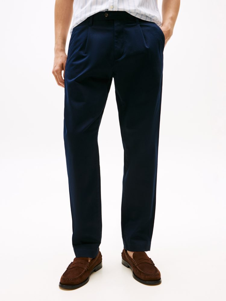 Tommy Hilfiger Chinohose »HARLEM CHINO SATIN«, Relaxed fit, Bundfalten