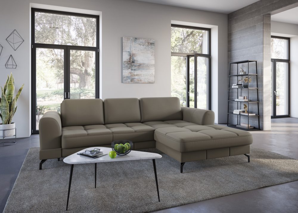 sit&more Ecksofa »Bendigo V«, inklusive Sitztiefenverstellung, Bodenfreiheit 12 cm, wahlweise in 2 unterschiedlichen Fussfarben