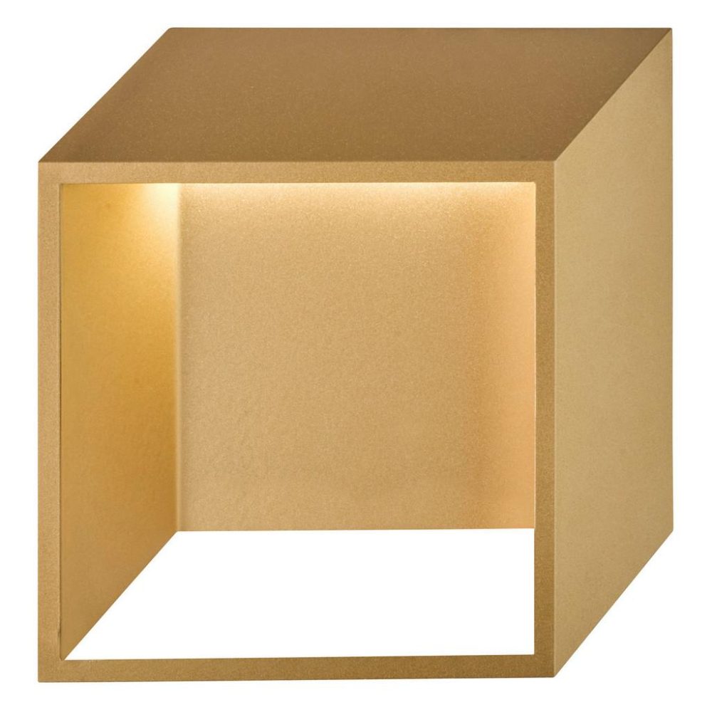 Goldfarbene LED-Wandleuchte Quebec in Würfelform