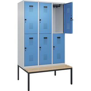 Doppelstock-Spind Evolo PLUS Sitzbank, 3 Abteile, lichtgrau / lichtblau, B 1200 mm, Sicherheits-Drehriegel, mit untergebauter Sitzbank, Buche