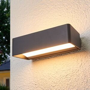 Logan - schlichte LED-Wandlampe für außen, IP65