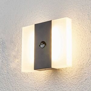 Kumi - LED-Außenwandleuchte