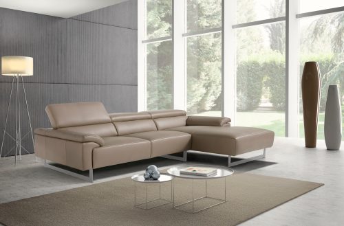 Egoitaliano, Egoitaliano Ecksofa »Malika«, mit Recamiere, inkl. Kopfteilverstellung und chromfarbenen Metallfüssen