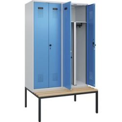 Schwarz-Weiß-Spind Evolo PLUS Sitzbank, 4 Abteile, lichtgrau / lichtblau, B 1200 mm, Sicherheits-Drehriegel, mit untergebauter Sitzbank, Buche