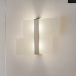 Wandlampe Shifted, zwei Glas-Abschnitte, verchromt