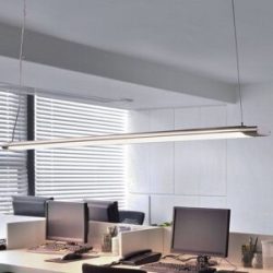 Lange Pendelleuchte Vinca mit leuchtstarken LEDs